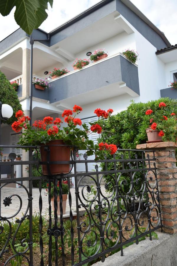 ראב Apartmani Andela I Mladen Debelic מראה חיצוני תמונה